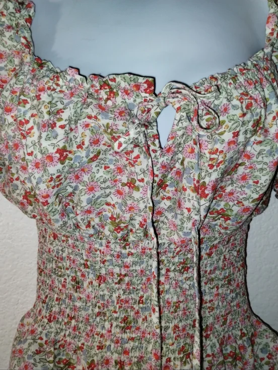 Suite 2939 Floral Smocked Puff Sleeve Top - Pink/Green sz  Large - Picture 5 of 9